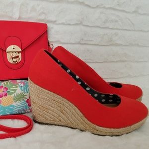 Coral Wedges